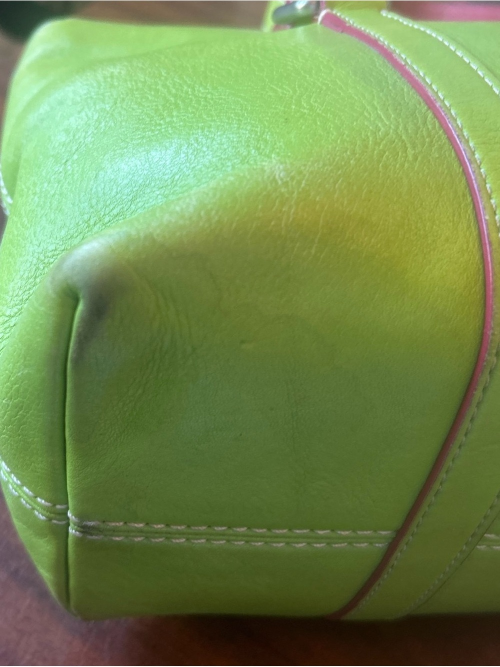Dooney & Bourke Lime Heart Buckle Green & Pink Trim Shoulder Bag VTG - Picture 13 of 16